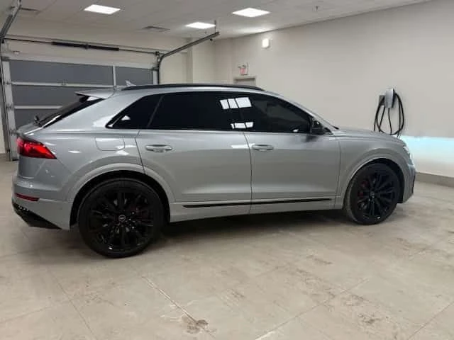 Audi SQ8 ПАНО| ОБДУХВАНЕ| АМБИЕНТ| 360| HUD| , снимка 4 - Автомобили и джипове - 54466612