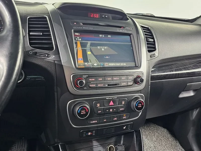 Kia Sorento R Diesel 2.0 2Wd Trendy | Mobile.bg � ����������� 12