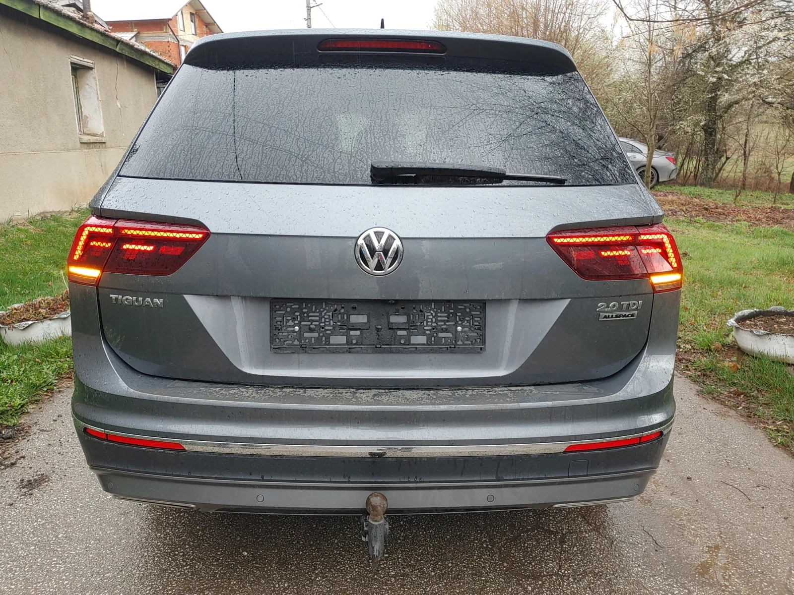 VW Tiguan ALLSPACE 2.0 TDI, снимка 11 - Автомобили и джипове - 54436831