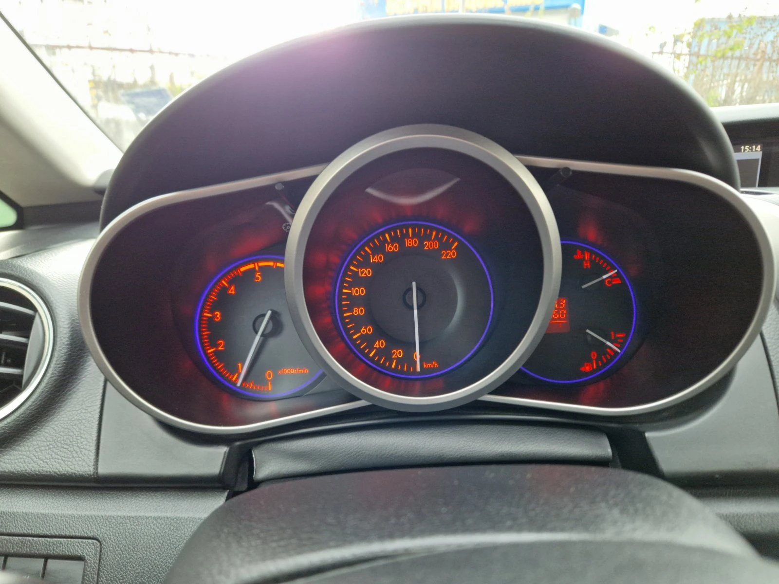 Mazda CX-7 2.2 - изображение 10
