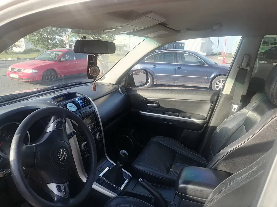 Suzuki Grand vitara  - изображение 4