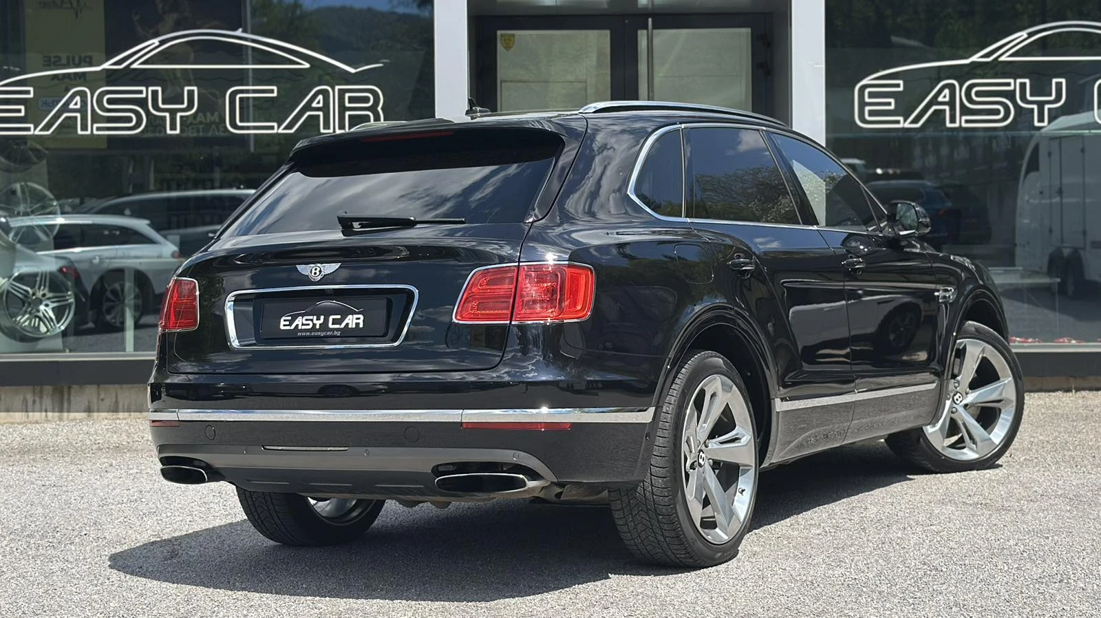 Bentley Bentayga Pano/CAMERA/FULL, снимка 4 - Автомобили и джипове - 54427460