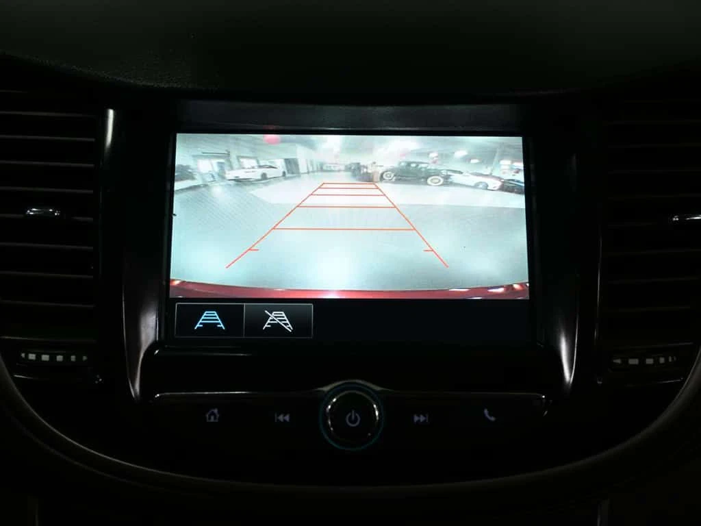 Chevrolet Trax * LS No Accident Carplay Backup Camera Keyless Ent, снимка 17 - Автомобили и джипове - 54970622