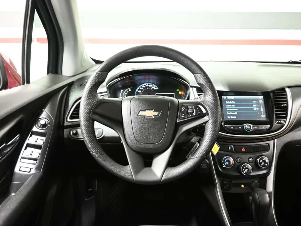 Chevrolet Trax * LS No Accident Carplay Backup Camera Keyless Ent, снимка 12 - Автомобили и джипове - 54970622