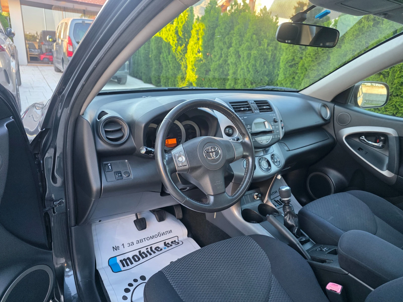 Toyota Rav4 2.2 D4D , снимка 14 - Автомобили и джипове - 55284046