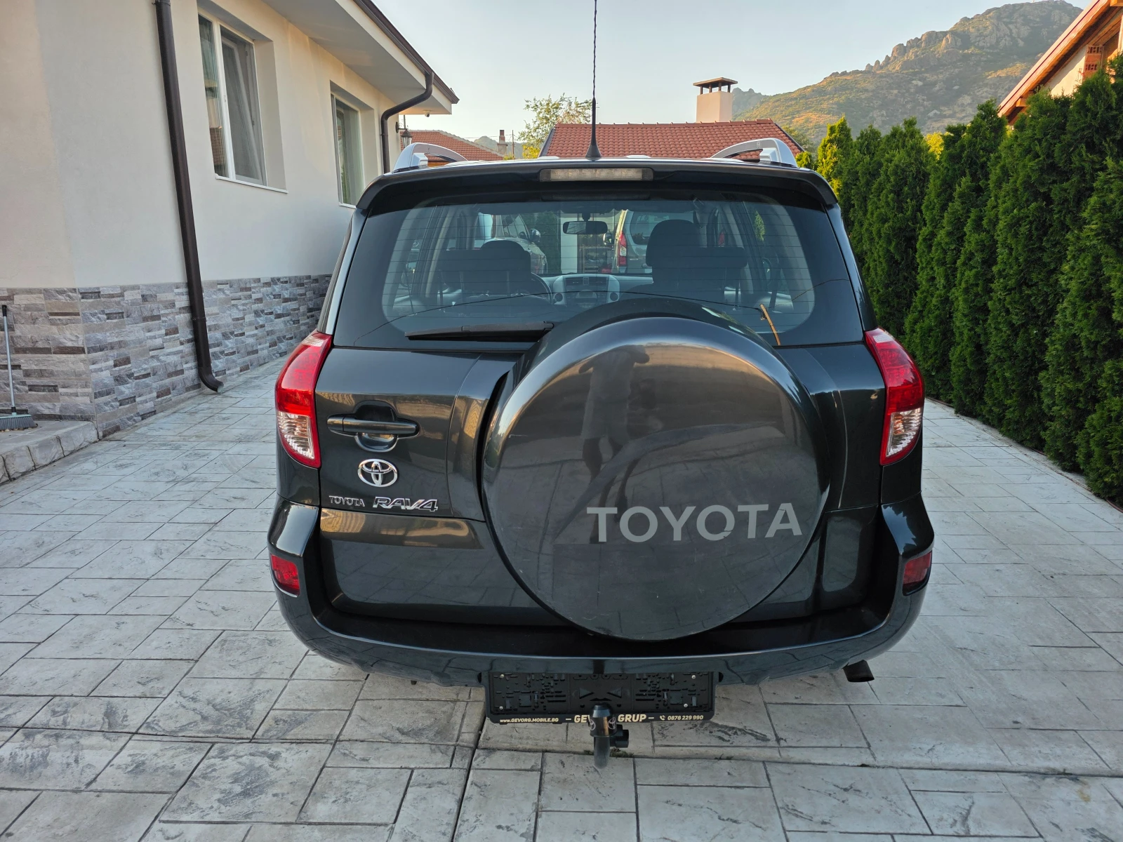 Toyota Rav4 2.2 D4D , снимка 6 - Автомобили и джипове - 55284046