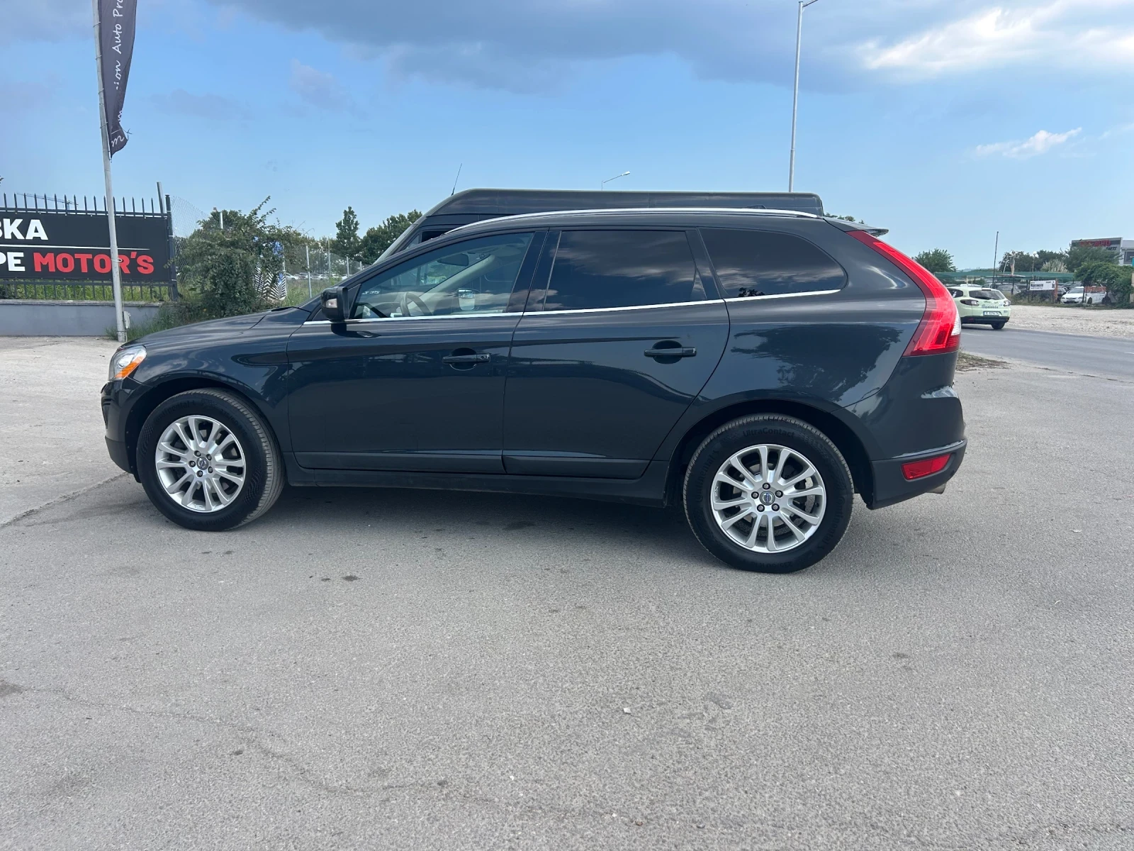 Volvo XC60 Т6 AWD Швейцария, снимка 4 - Автомобили и джипове - 55587828