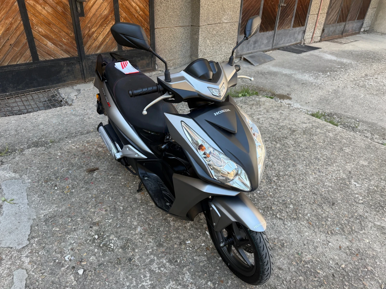 Honda Vision 50R, снимка 3 - Мотоциклети и мототехника - 54427017