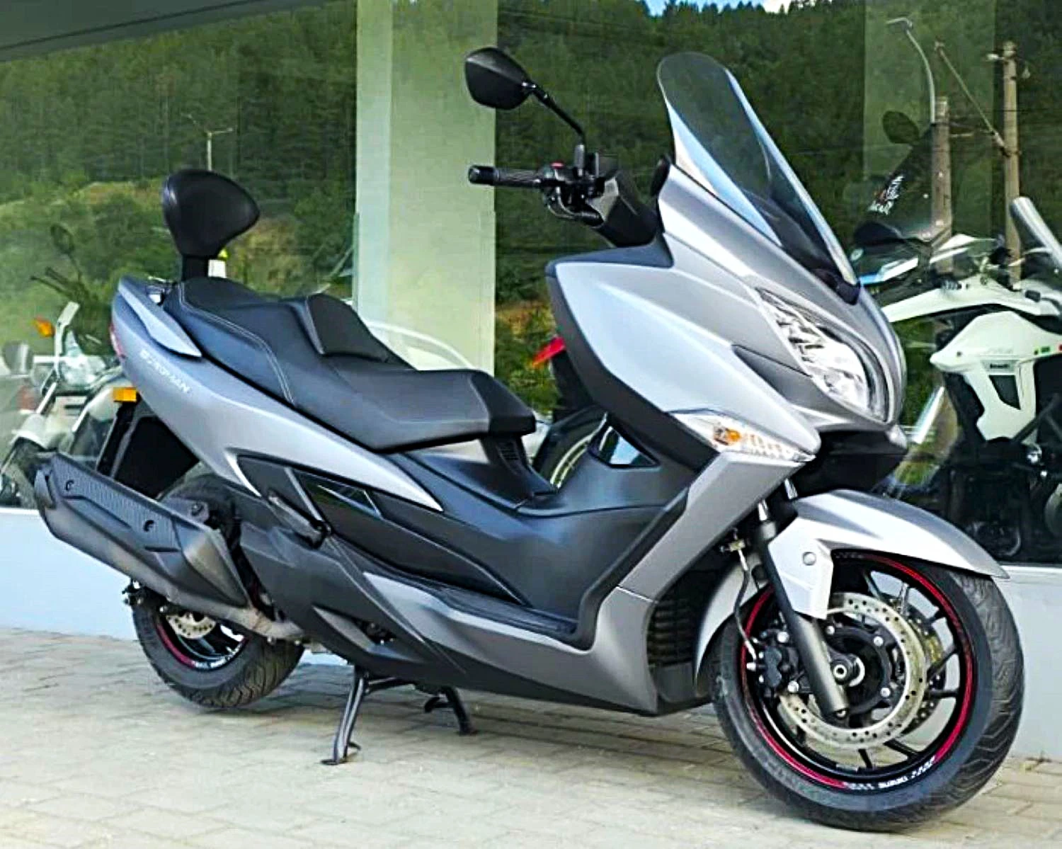 Suzuki Burgman 400, снимка 2 - Мотоциклети и мототехника - 54702662
