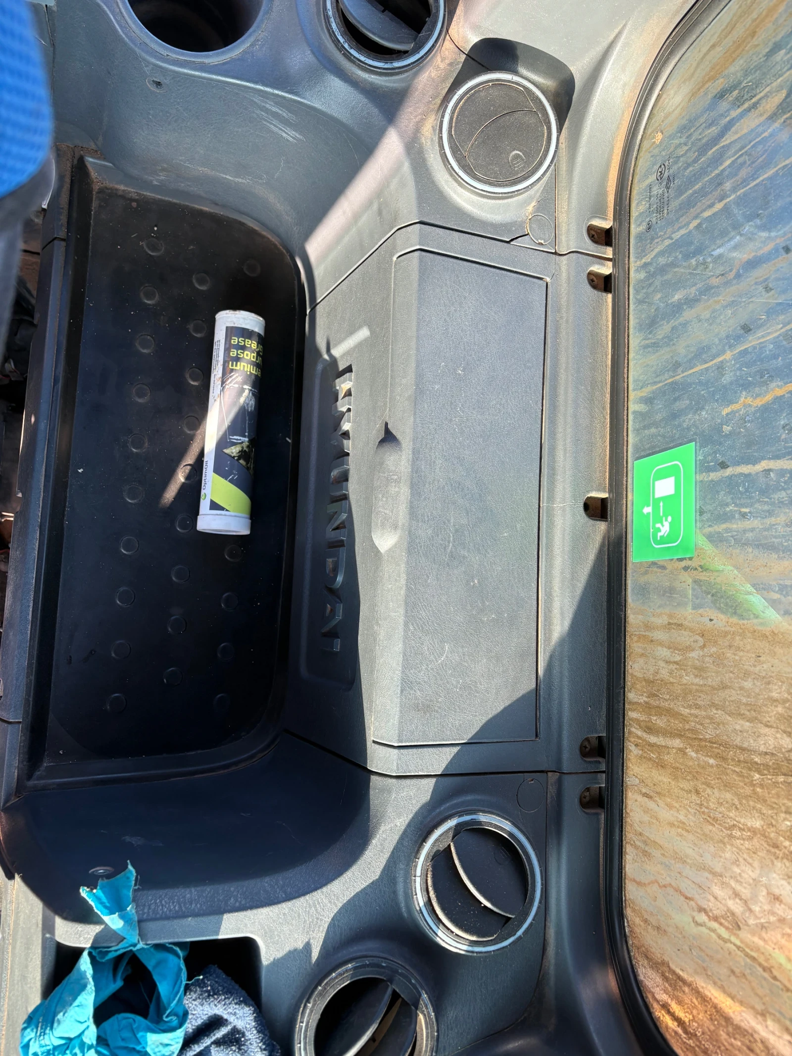 Багер Hyundai R320LC - 9A, снимка 14 - Индустриална техника - 53497445