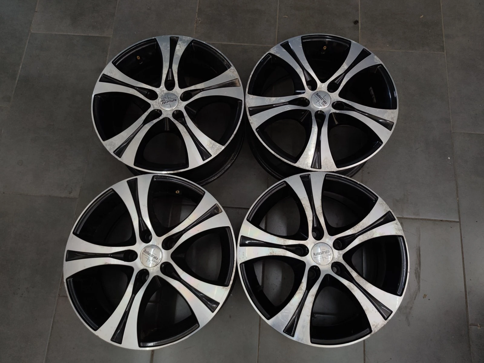 Джанти за Audi, снимка 3 - Гуми и джанти - 56724298