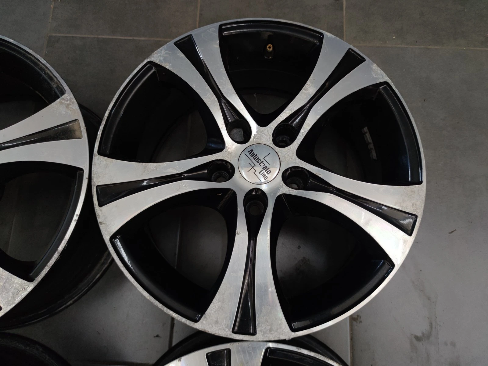 Джанти за Audi, снимка 6 - Гуми и джанти - 56724298