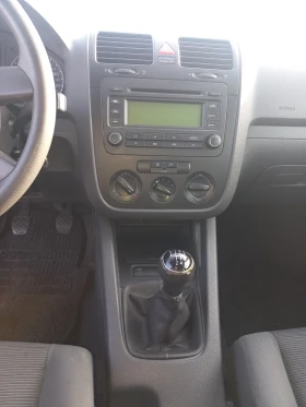 VW Golf 1, 6 i - 5555 лв. / 2840.23 € - 28988274 9