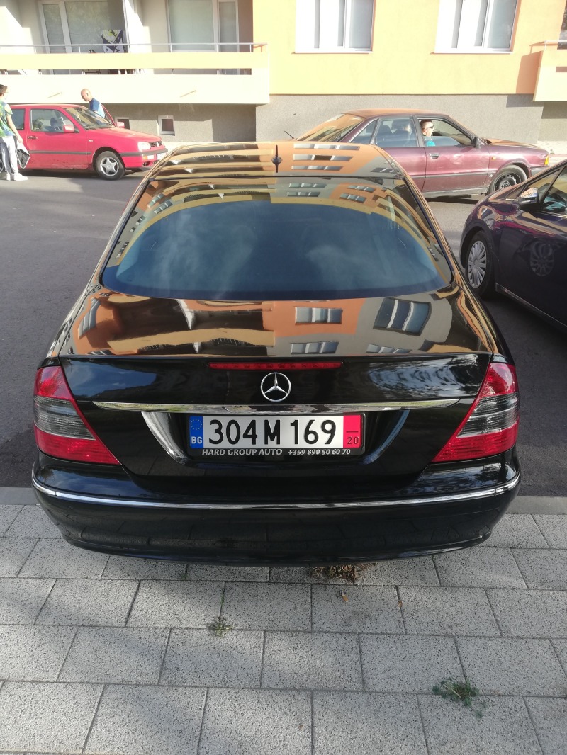 Mercedes-Benz E 280 4 Matic LPG, снимка 2 - Автомобили и джипове - 45539538