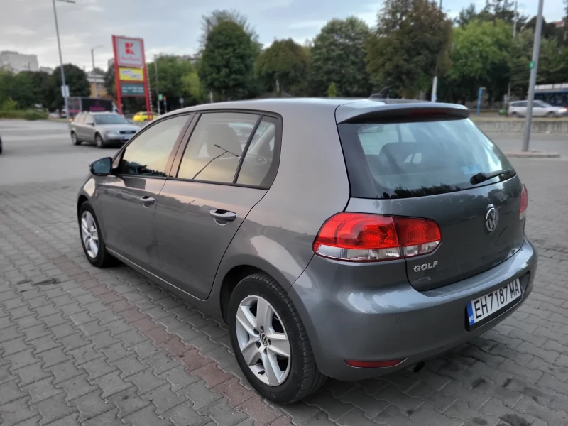 VW Golf, снимка 5 - Автомобили и джипове - 47334952