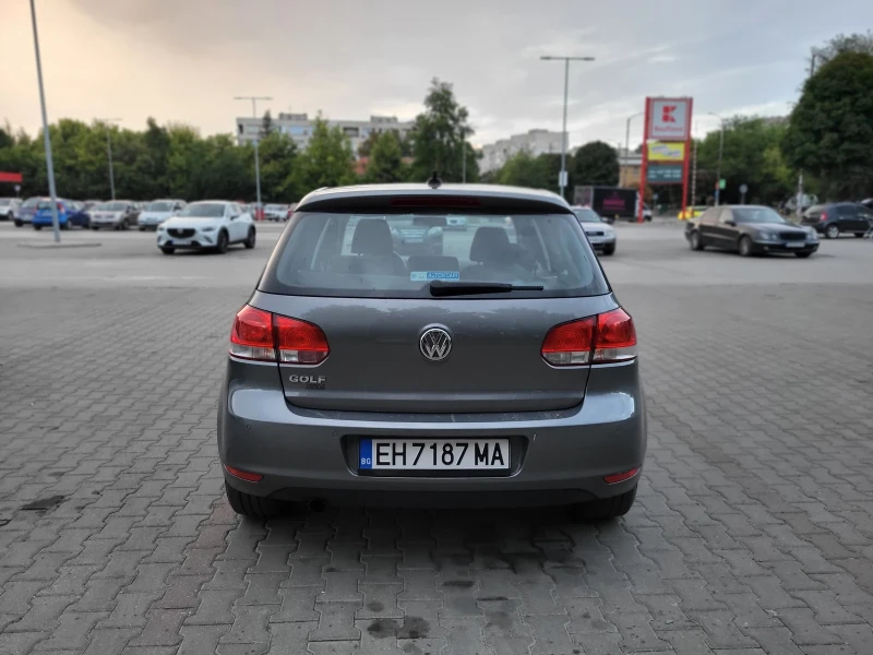 VW Golf, снимка 6 - Автомобили и джипове - 47334952