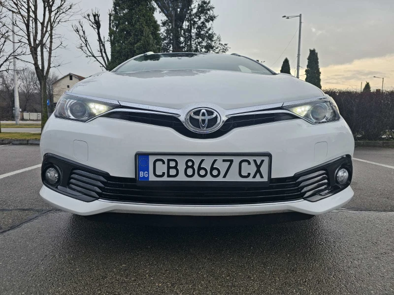 Toyota Auris 128000km-Facelift-EURO6B, снимка 5 - Автомобили и джипове - 47960012