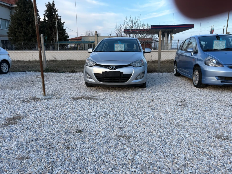 Hyundai I20 2013г, снимка 11 - Автомобили и джипове - 48783078