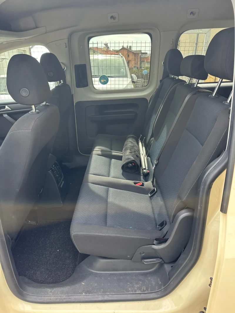 VW Caddy Maxi, снимка 10 - Автомобили и джипове - 51909206