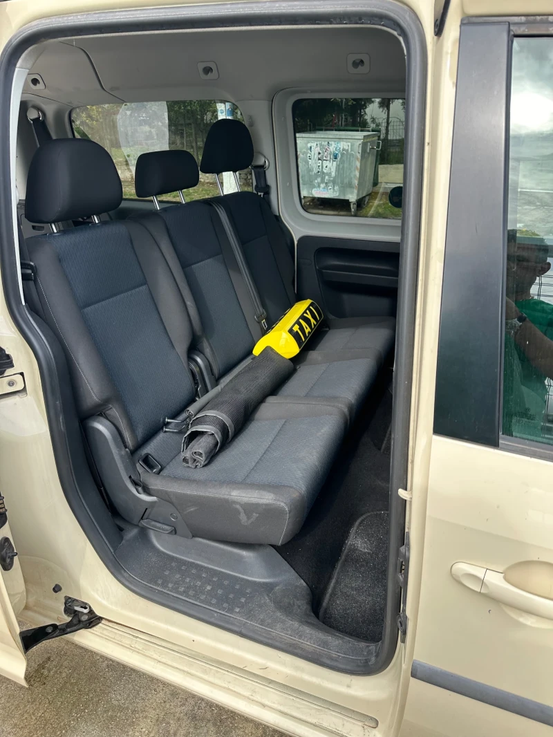 VW Caddy Maxi, снимка 6 - Автомобили и джипове - 51909206