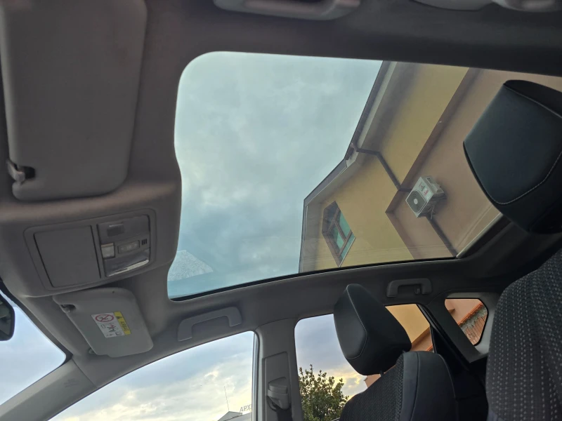 Toyota Auris 2.0D4D EXECUTIVE, снимка 13 - Автомобили и джипове - 51918234