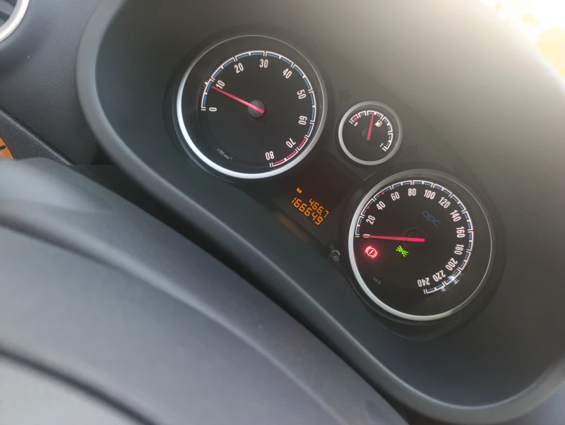 Opel Corsa . OPC, снимка 14 - Автомобили и джипове - 52428069
