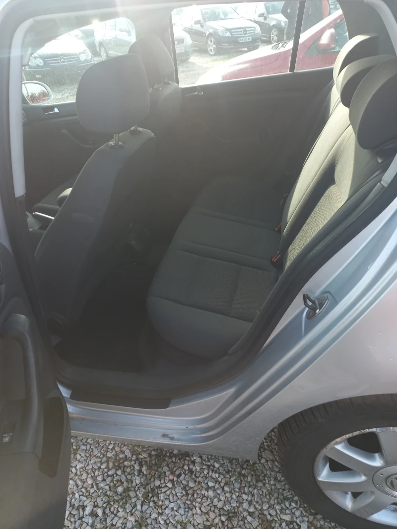 VW Golf 1, 6 i, снимка 12 - Автомобили и джипове - 52830099