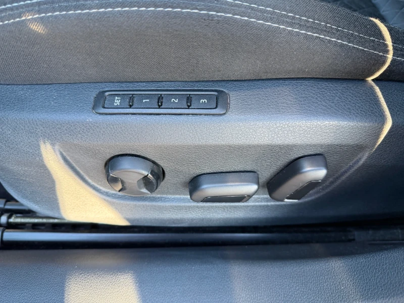 Skoda Superb 2.0TDI-190КОНЯ, снимка 10 - Автомобили и джипове - 52934352