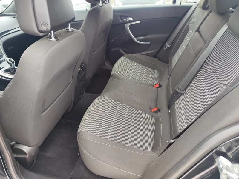 Opel Insignia 2.0 дизел Италия, снимка 13 - Автомобили и джипове - 53174221