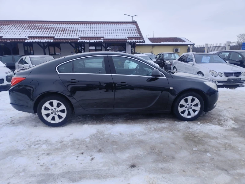 Opel Insignia 2.0 дизел Италия, снимка 4 - Автомобили и джипове - 53174221