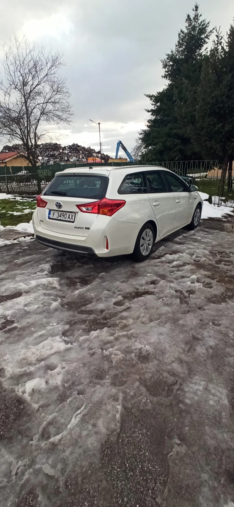 Toyota Auris, снимка 4 - Автомобили и джипове - 53235307