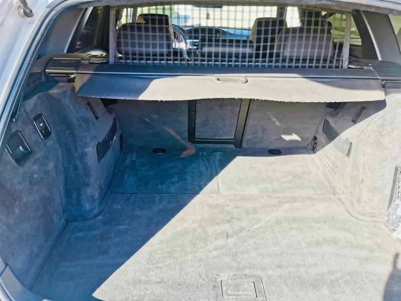 BMW 320 Xdrive Facelift, снимка 7 - Автомобили и джипове - 53299629