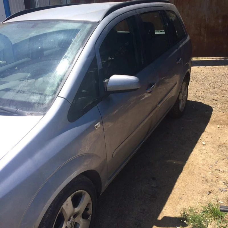 Opel Zafira 1.6/1.8/1.9, снимка 3 - Автомобили и джипове - 45944473