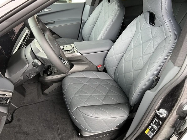 BMW iX xDrive50 = NEW = Sport Package Гаранция - изображение 6