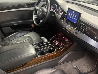Audi A8 4.2 TFSI QUATTRO | МАСАЖ | KEYLESS | ОБДУХВАНЕ - изображение 7