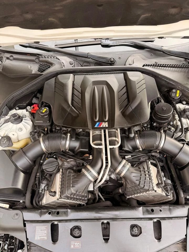 BMW M6  - изображение 7