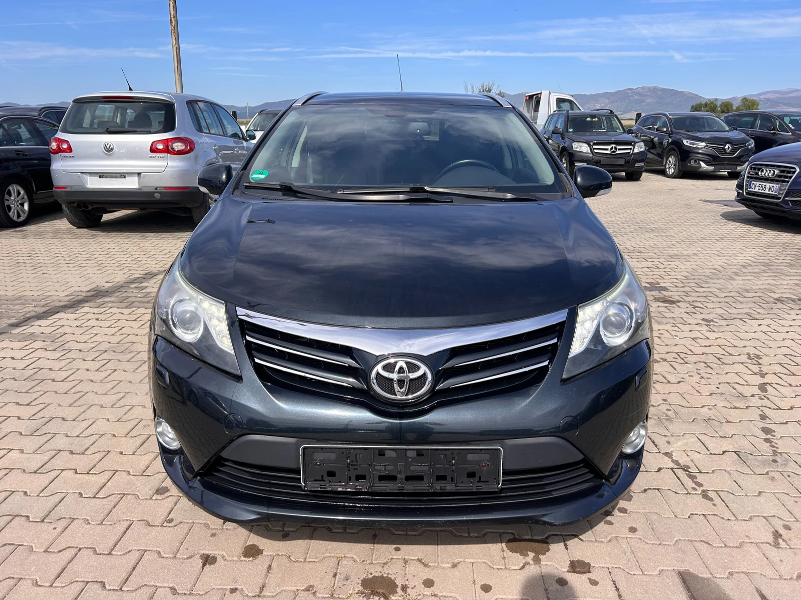 Toyota Avensis 2.2D NAVI/KOJA EURO 5 ЛИЗИНГ - изображение 3