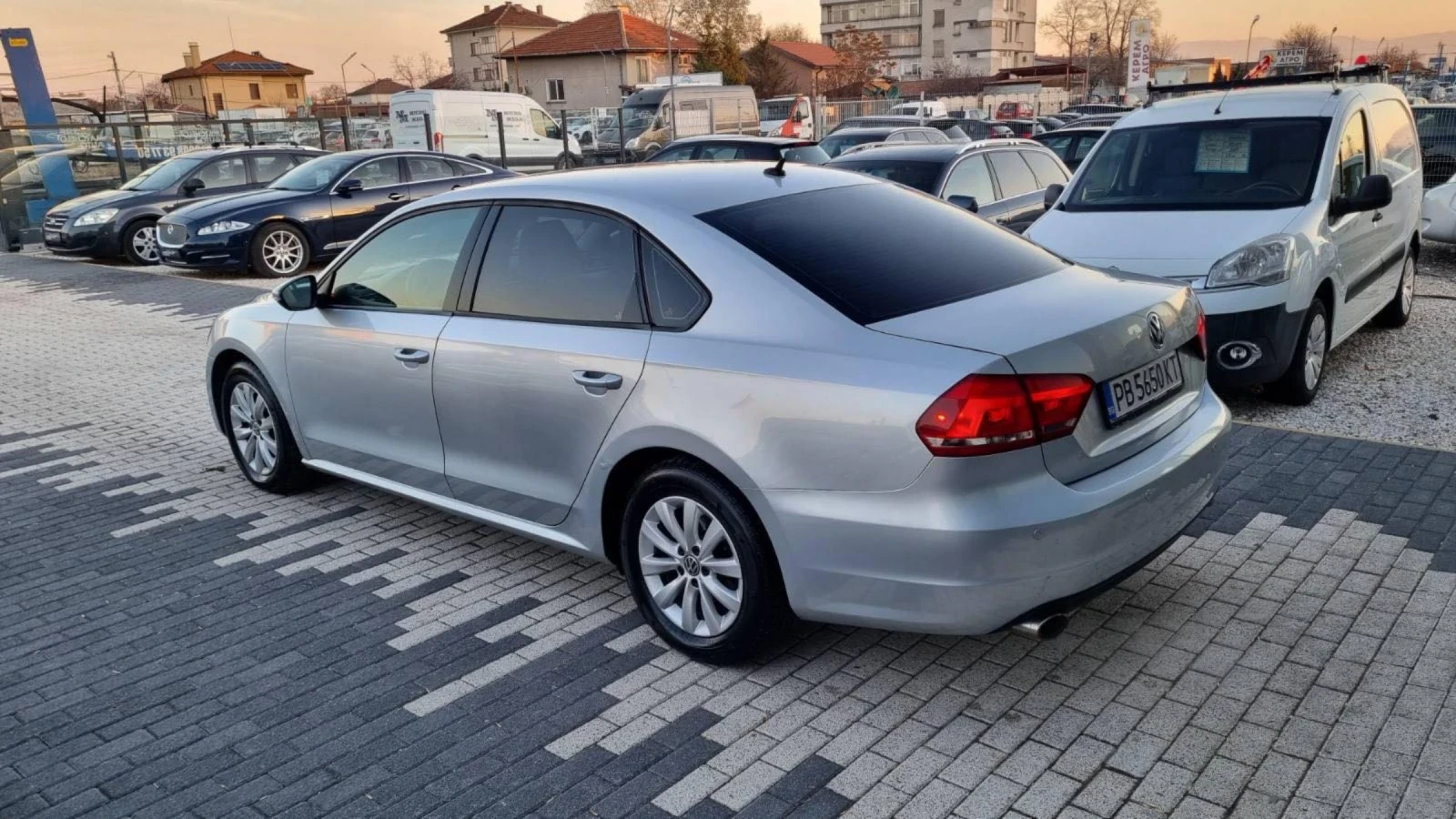 VW Passat 2.5 Бензин/Газ - изображение 6