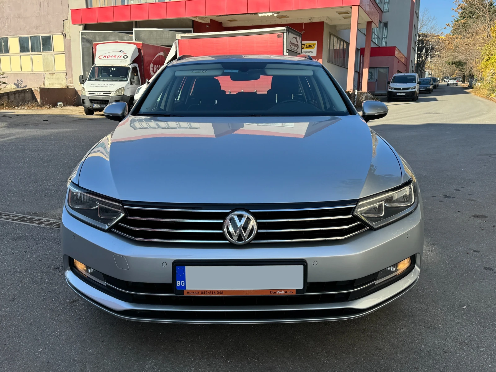 VW Passat 2.0TDI DSG Distronic Navi CarPlay - изображение 2