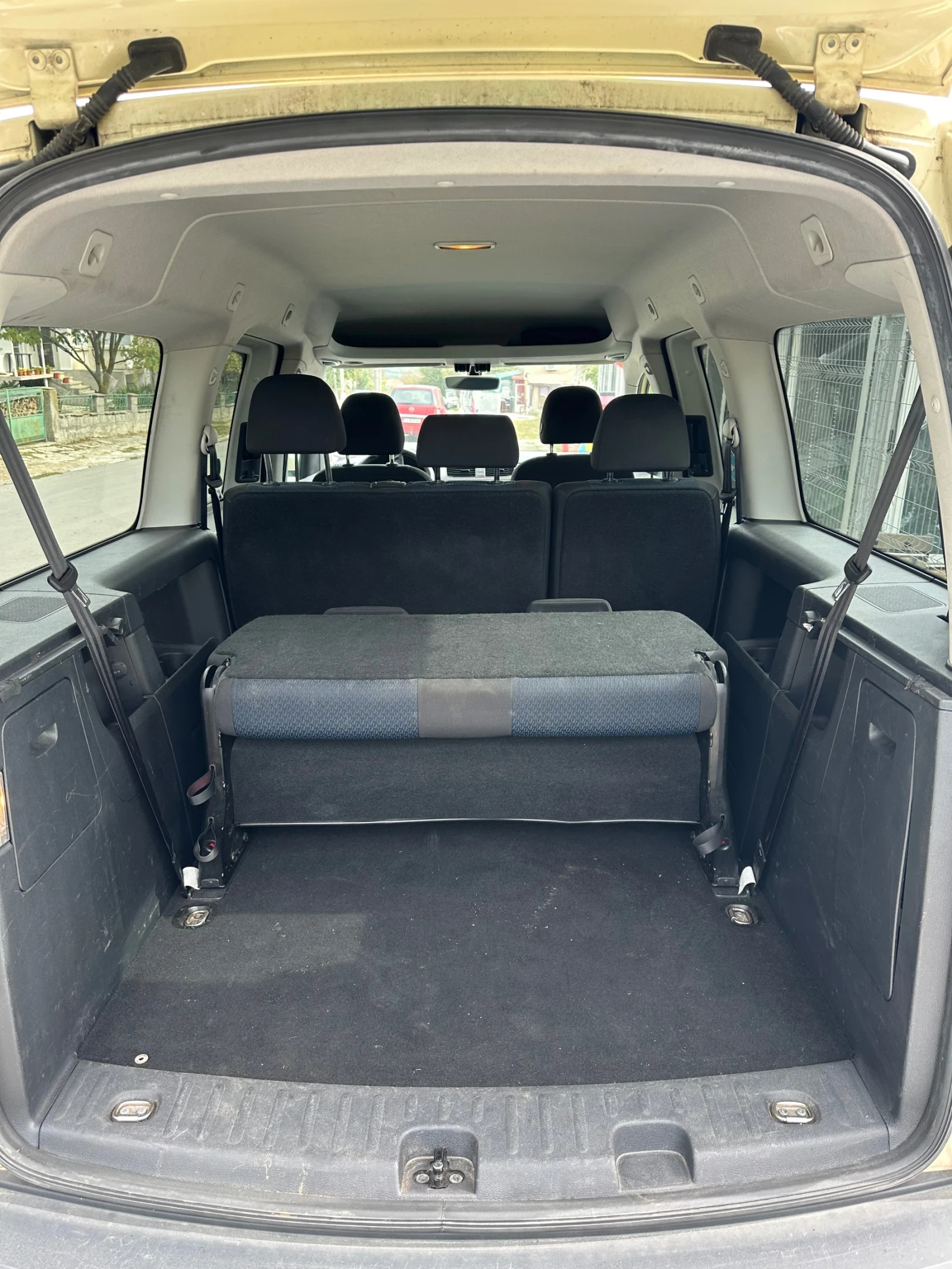 VW Caddy Maxi - изображение 5