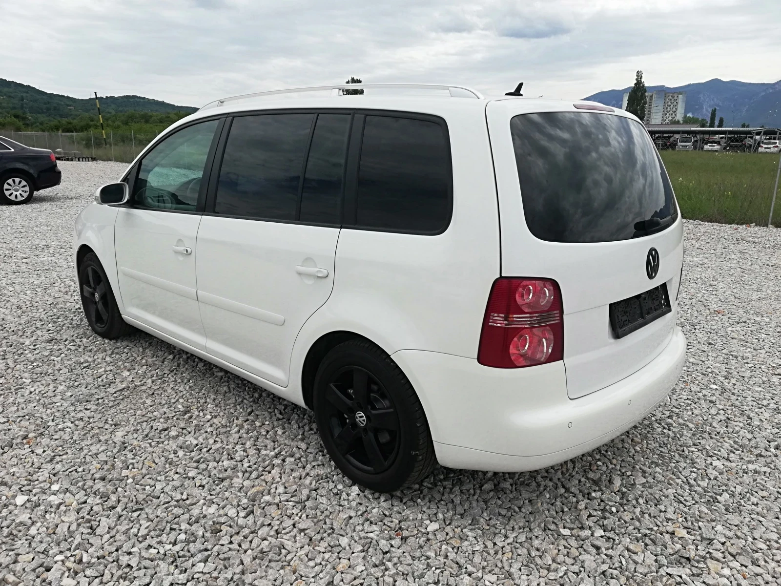 VW Touran 2.0 TDI klima - изображение 4