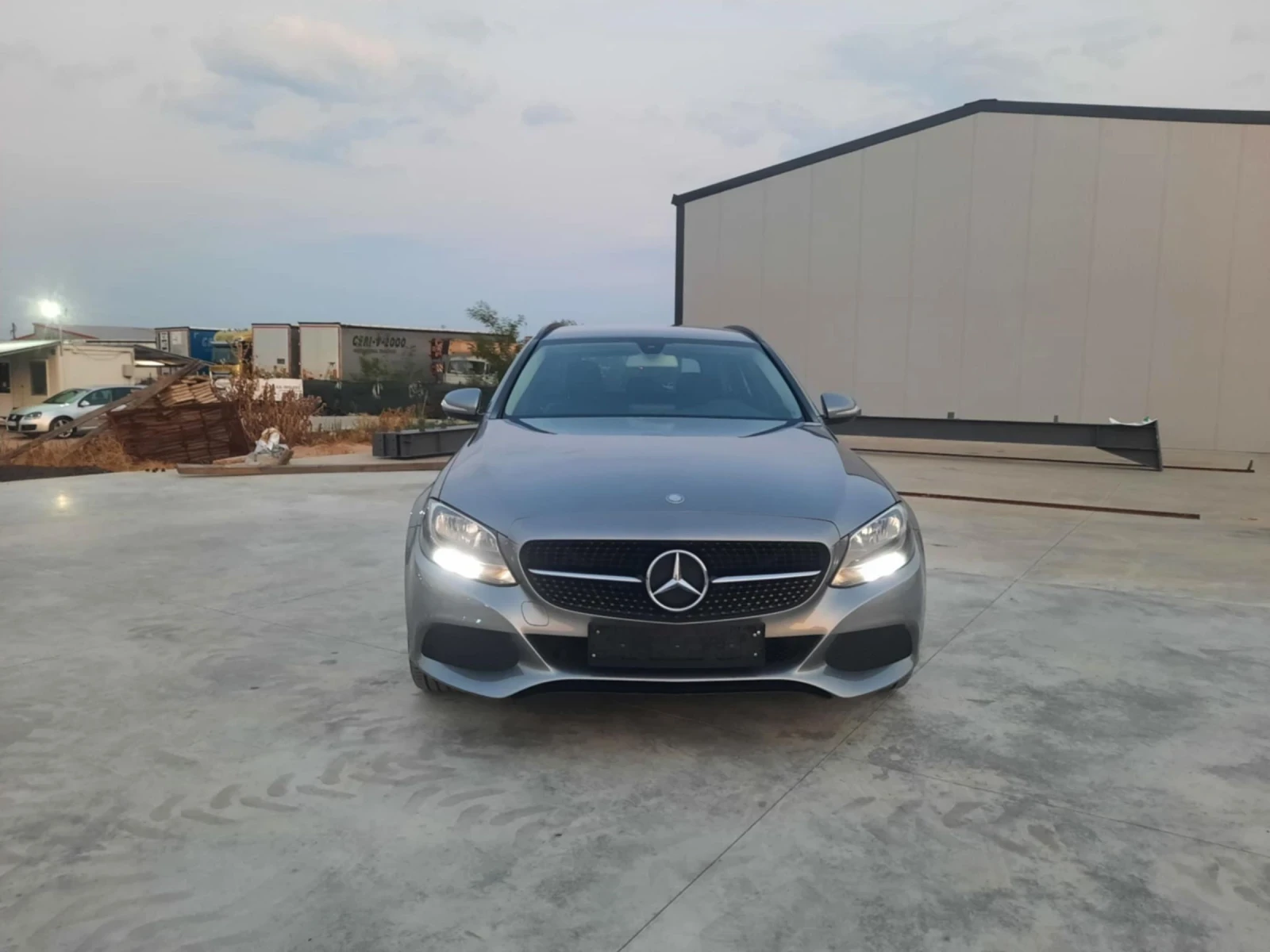 Mercedes-Benz C 220  - изображение 5