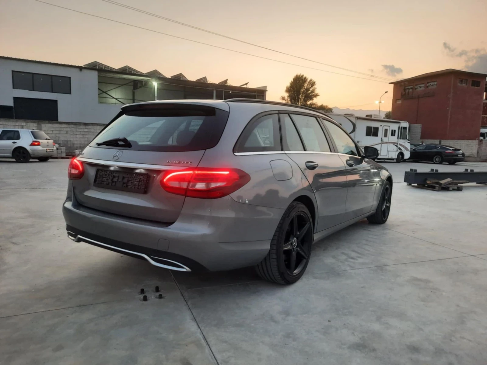 Mercedes-Benz C 220  - изображение 6