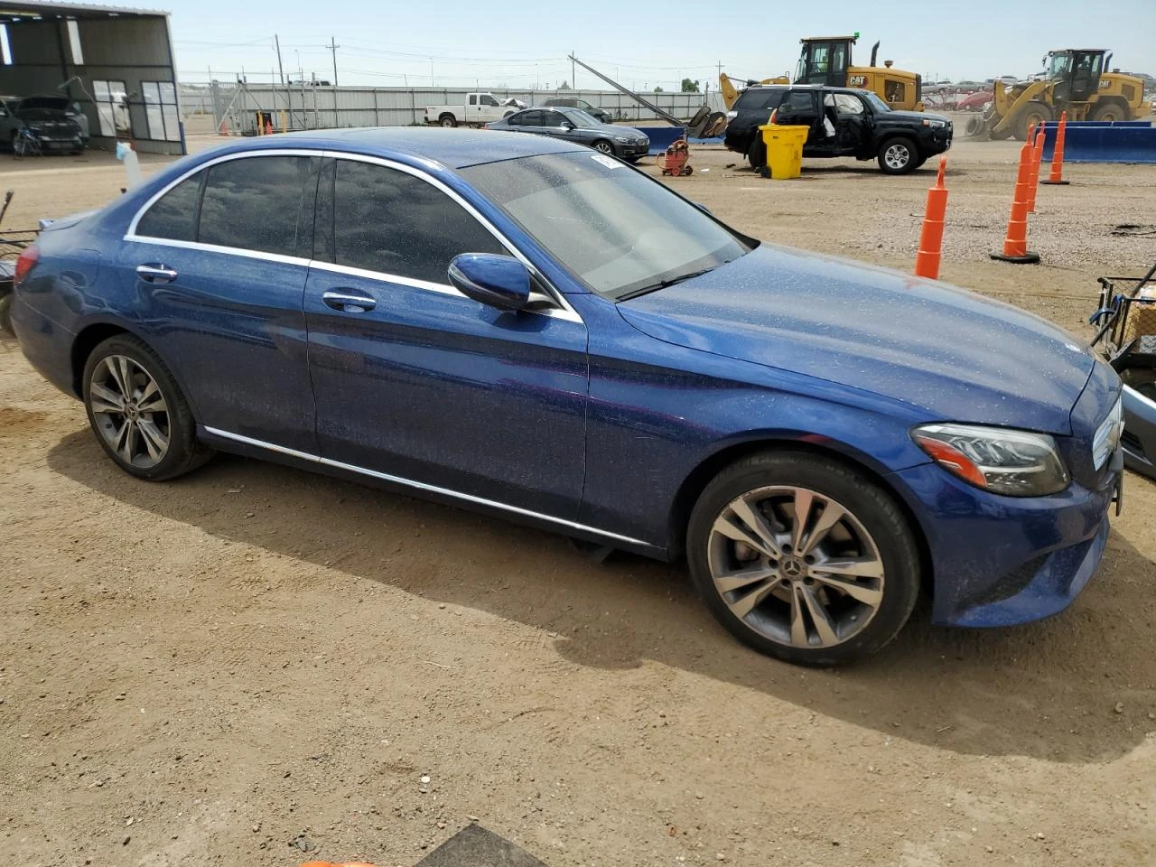 Mercedes-Benz C 300 4MATIC * Възможност за лизинг*  - изображение 5