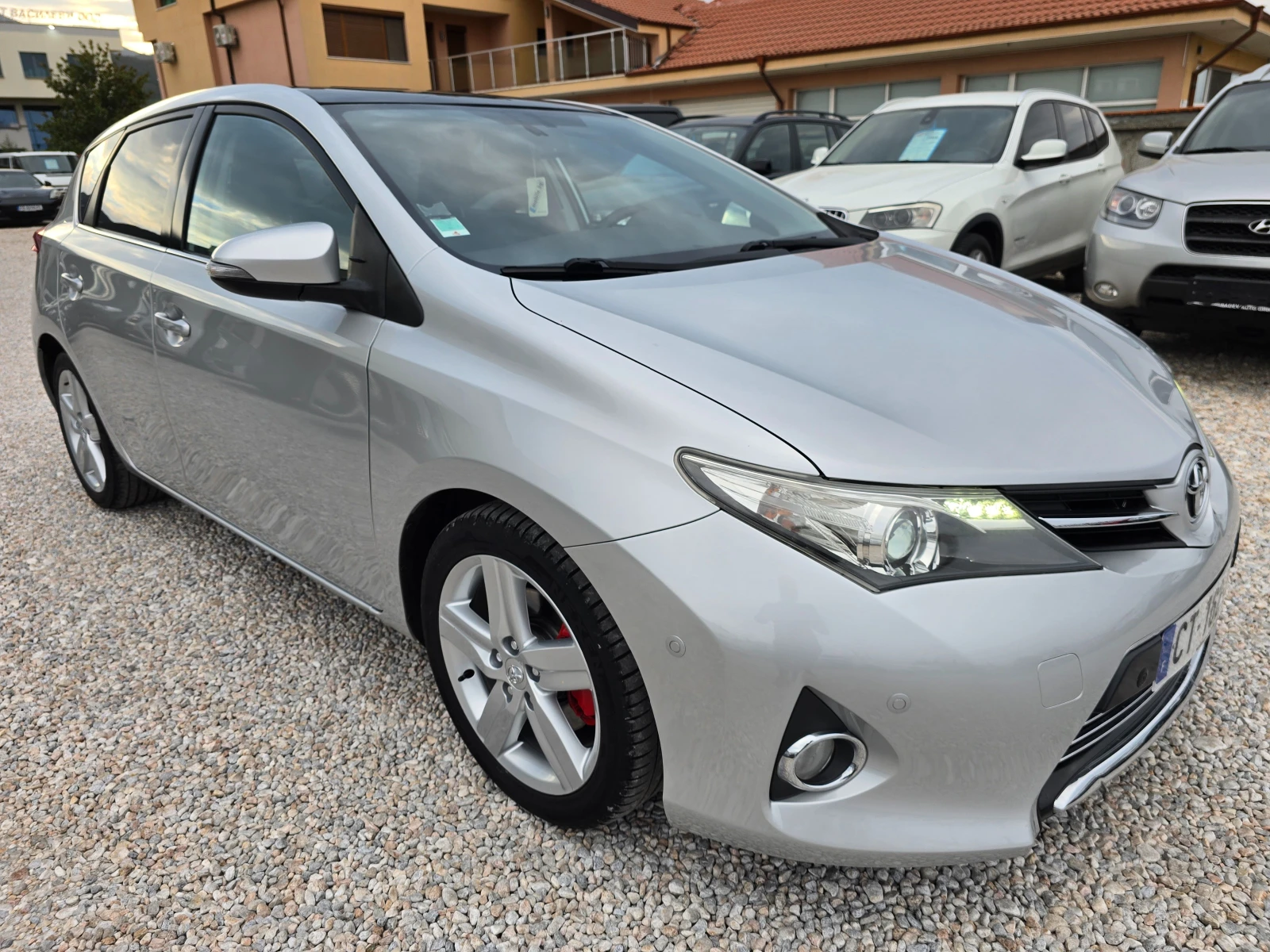 Toyota Auris 2.0D4D EXECUTIVE - изображение 5