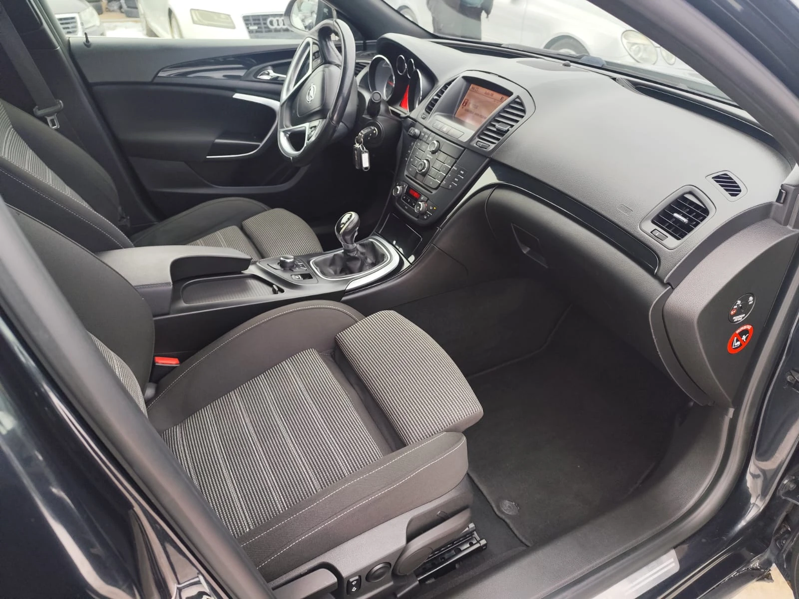 Opel Insignia 2.0 ����� ������ | Mobile.bg � ����������� 12