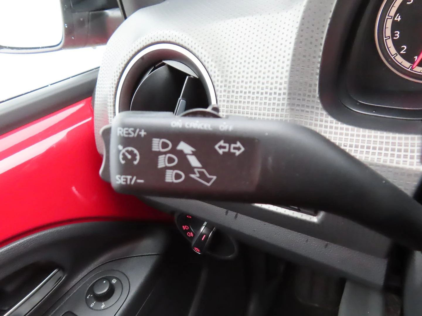 VW Up VW high up! 1.0 - изображение 10