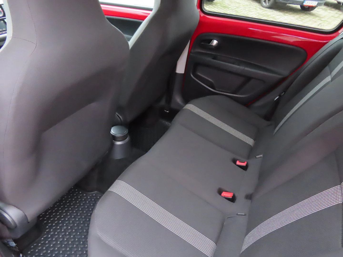 VW Up VW high up! 1.0 | Mobile.bg � ����������� 12