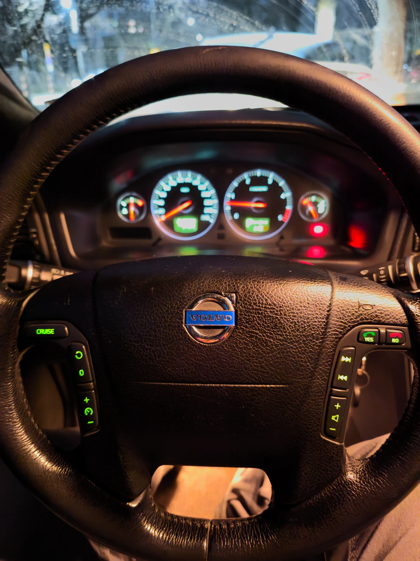 Volvo Xc70 2.4 D5 185hp facelift , снимка 8 - Автомобили и джипове - 53742970