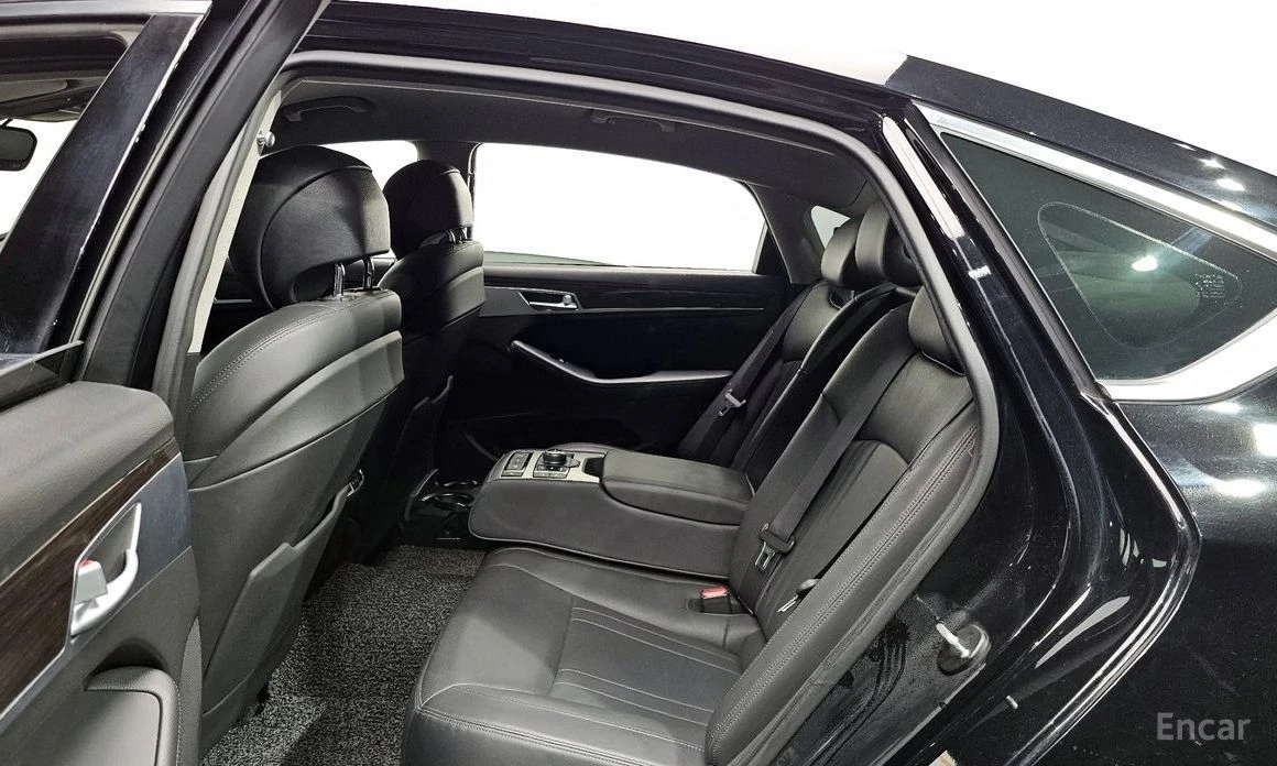 Genesis G80, снимка 12 - Автомобили и джипове - 53866416